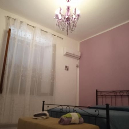 I Tre Leoni Affittacamere Civitavecchia Exterior foto